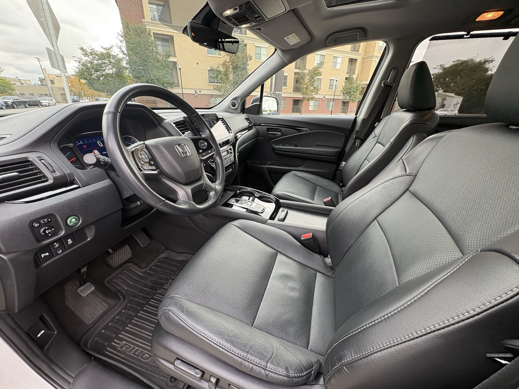 Used 2021 Honda Pilot Elite image 19