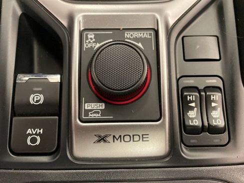 Used 2023 Subaru Forester Premium AWD/4WD image 23