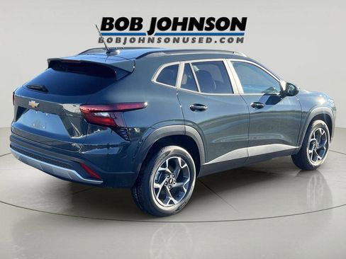 New 2026 Chevrolet Trax LT w/ Driver Confidence Package image 3