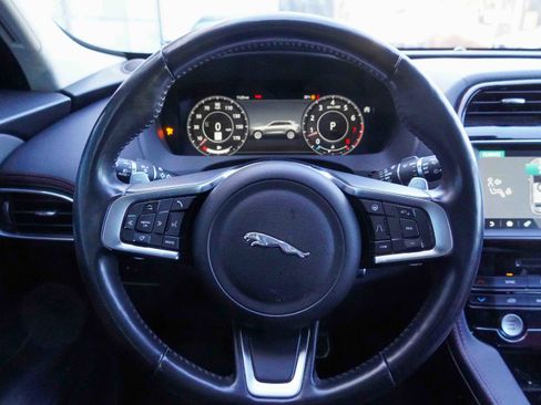 Used 2020 Jaguar F-PACE Checkered Flag image 18