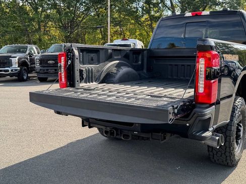 Used 2023 Ford F250 Lariat w/ Tremor Off-Road Package image 41