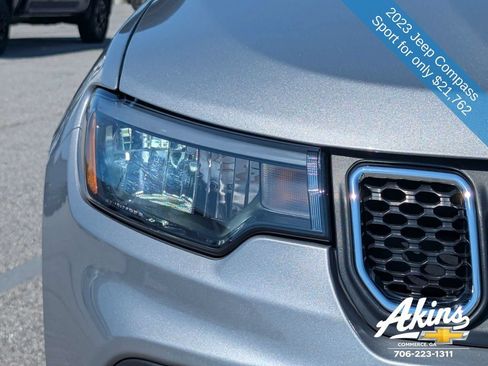 Used 2023 Jeep Compass Sport AWD/4WD image 9