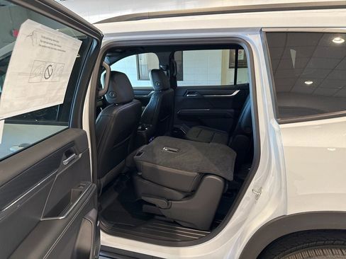 New 2026 GMC Acadia Elevation w/ Elevation Premium Package image 19