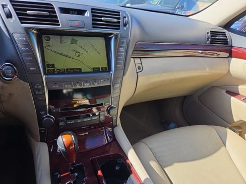 Used 2009 Lexus LS 460 RWD image 14