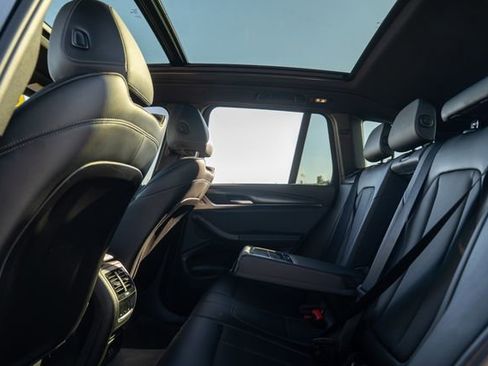 Used 2023 BMW X3 M40i image 16