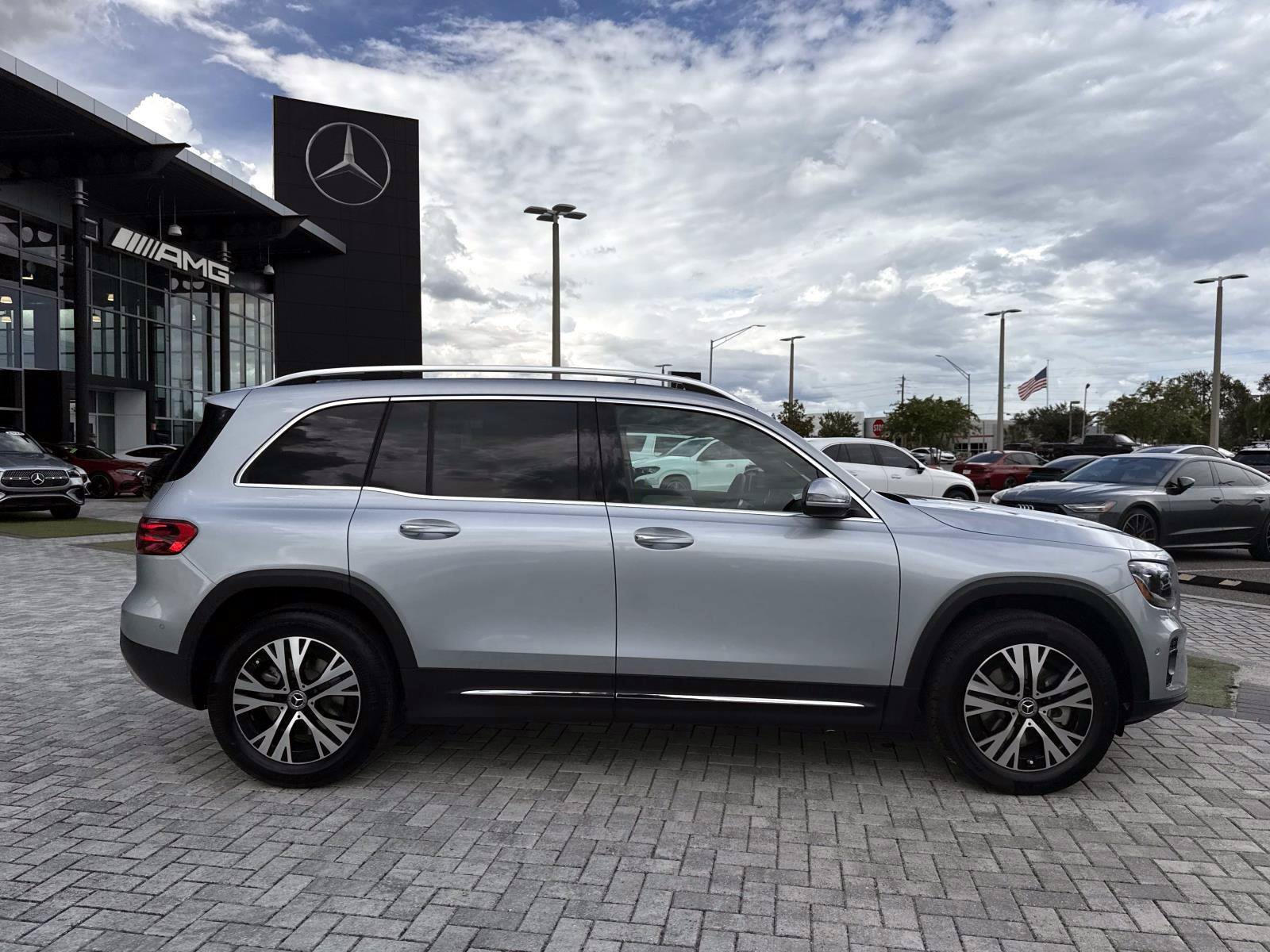 Certified 2025 Mercedes-Benz GLB 250 image 6