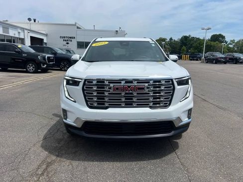 Used 2025 GMC Acadia Denali w/ LPO, Floor Liner Package AWD/4WD image 2
