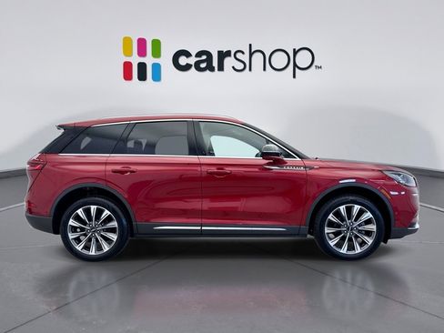 Used 2022 Lincoln Corsair Reserve w/ Equipment Group 201A image 6