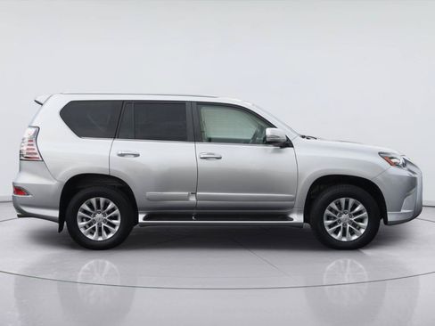 Used 2017 Lexus GX 460 Premium AWD/4WD image 5