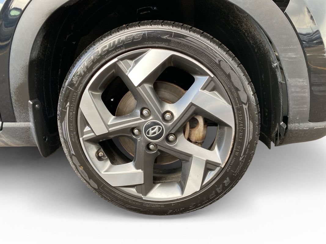 Used 2021 Hyundai Venue SEL FWD image 10