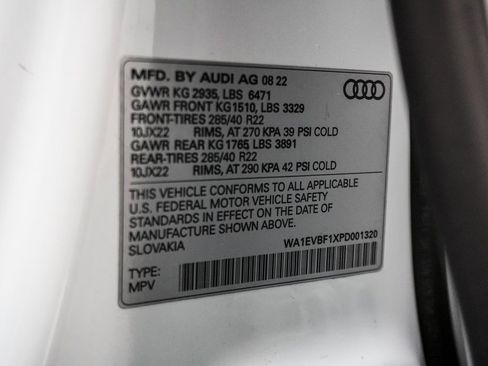 Used 2023 Audi Q8 Premium Plus w/ Premium Plus Package image 48