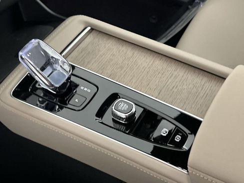 New 2026 Volvo XC90 T8 Plus w/ Protection Package image 17