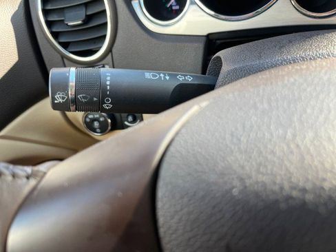 Used 2011 Buick Enclave CXL image 54