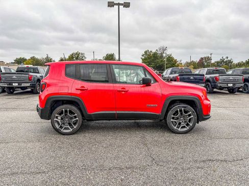 Used 2020 Jeep Renegade Sport image 8