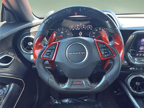 Used 2020 Chevrolet Camaro SS RWD image 11