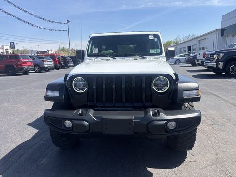 Used 2022 Jeep Wrangler Unlimited Sport AWD/4WD image 9