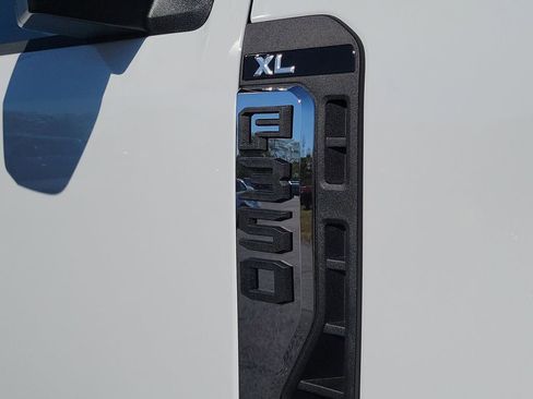 New 2026 Ford F350 XL w/ XL Chrome Package image 9