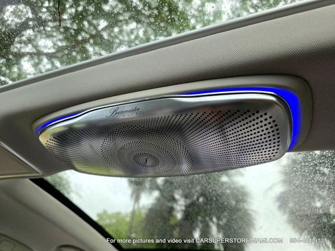 Used 2014 Mercedes-Benz S 550 Sedan image 32