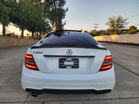 Used 2013 Mercedes-Benz C 250 Coupe image 4