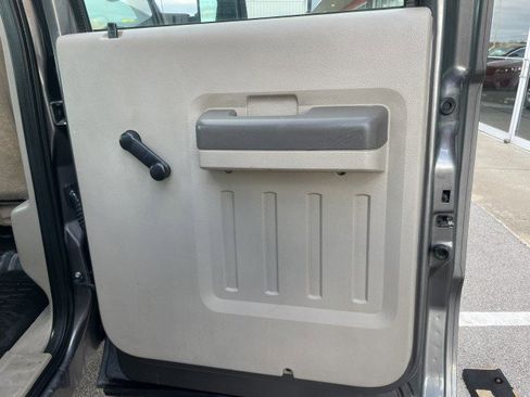 Used 2008 Ford F550 4x4 Crew Cab Super Duty image 27