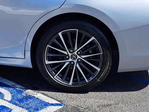 Used 2022 Lexus ES 300h w/ Premium Package FWD image 35