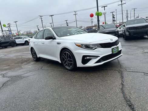 Used 2020 Kia Optima SE FWD image 11