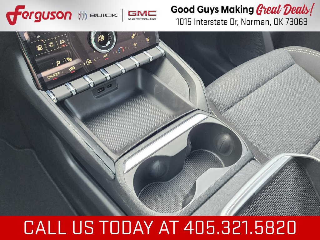 New 2027 GMC Terrain Elevation w/ Black Edition FWD image 30