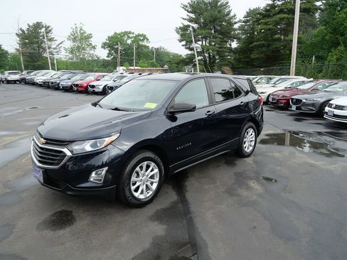 Used 2021 Chevrolet Equinox LS AWD/4WD image 1