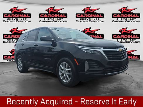 Used 2023 Chevrolet Equinox LT w/ Driver Convenience Package FWD image 1