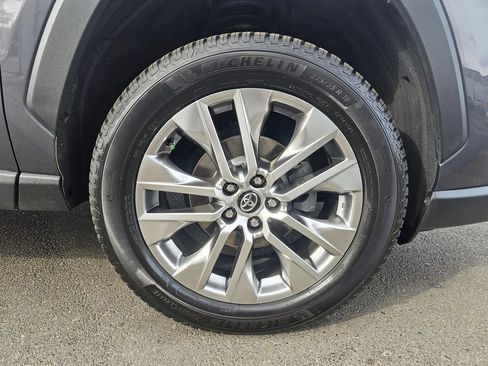 Used 2020 Toyota RAV4 Limited w/ Limited Grade Weather Package AWD/4WD image 9