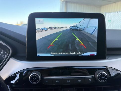 Used 2022 Ford Escape SE w/ Convenience Package image 39