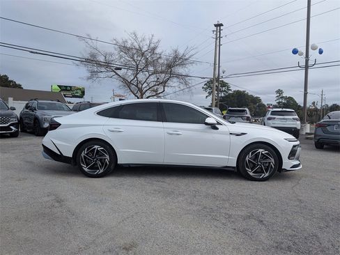 Used 2024 Hyundai Sonata SEL w/ Convenience Package image 2