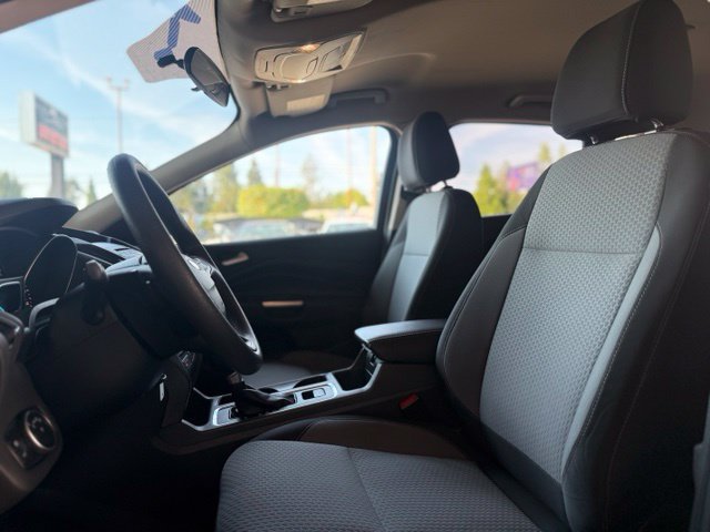 Used 2017 Ford Escape SE AWD/4WD image 9
