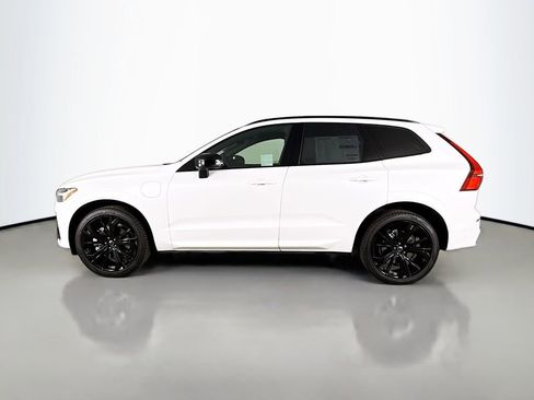 New 2026 Volvo XC60 T8 Ultra w/ Climate Package PRO AWD/4WD image 4