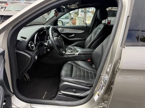 Used 2019 Mercedes-Benz GLC 43 AMG 4MATIC image 8