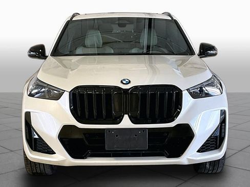 Used 2025 BMW X1 xDrive28i w/ M Sport Package AWD/4WD image 3