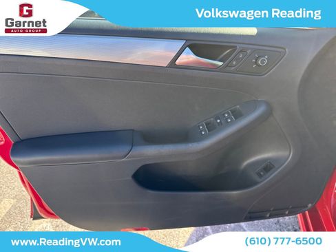 Used 2015 Volkswagen Jetta SE image 11