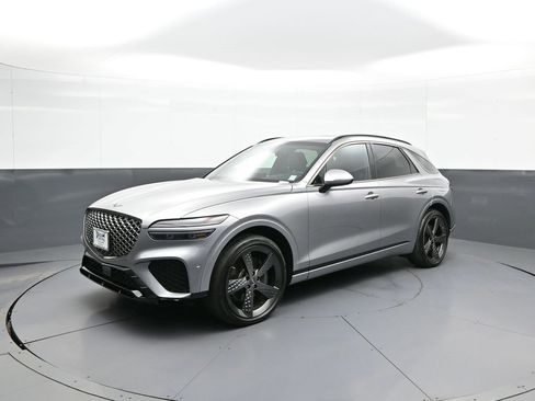 Used 2023 Genesis GV70 2.5T w/ Sport Prestige Package image 10