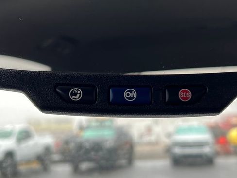 Used 2020 Chevrolet Colorado LT image 32