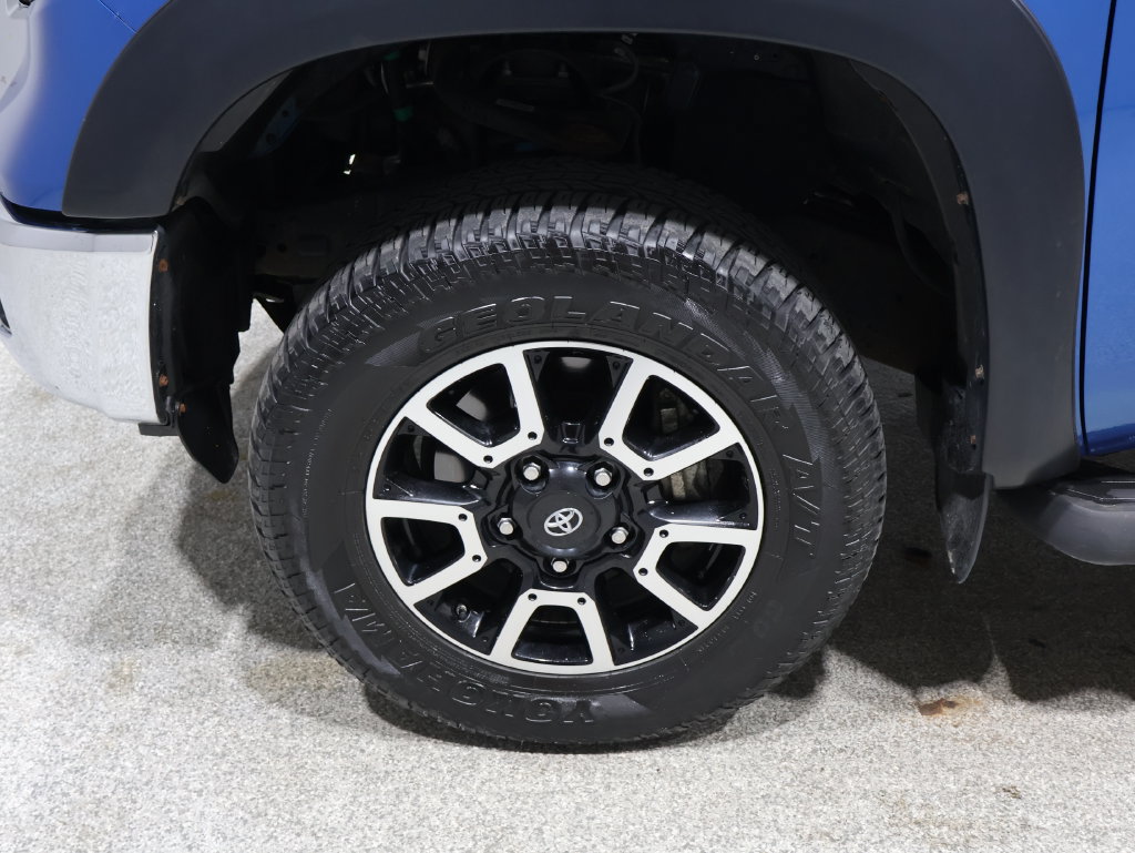 Used 2018 Toyota Tundra SR5 w/ TRD Off Road Package AWD/4WD image 10