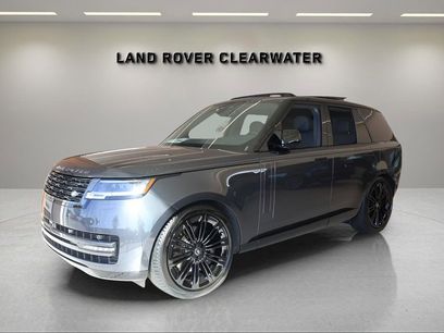 New 2025 Land Rover Range Rover SE