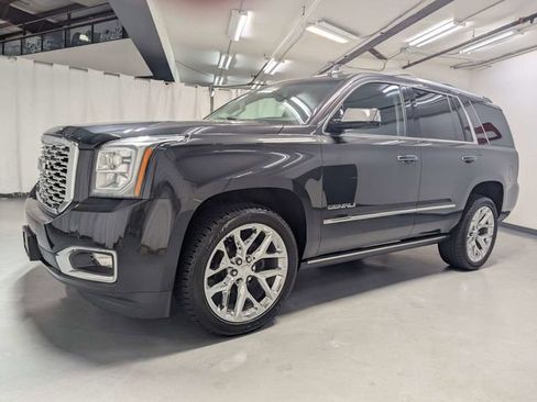 Used 2020 GMC Yukon Denali AWD/4WD image 5
