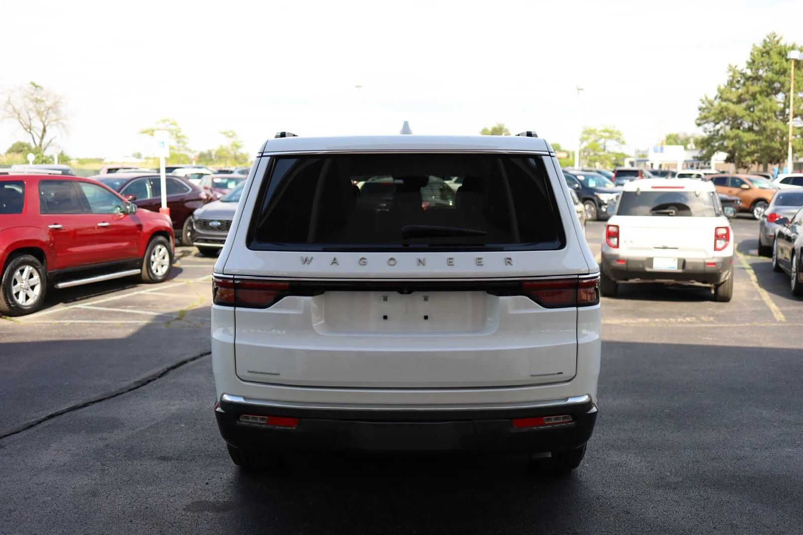 Used 2022 Jeep Wagoneer Series I w/ Convenience Group I AWD/4WD image 6