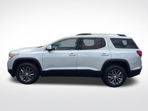 Used 2017 GMC Acadia SLT FWD image 2