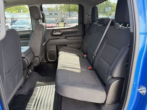 Certified 2026 Chevrolet Silverado 1500 RST AWD/4WD image 24