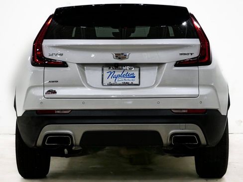 Used 2022 Cadillac XT4 Premium Luxury w/ Technology Package image 8