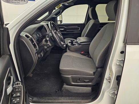 Used 2024 RAM 3500 Big Horn image 12