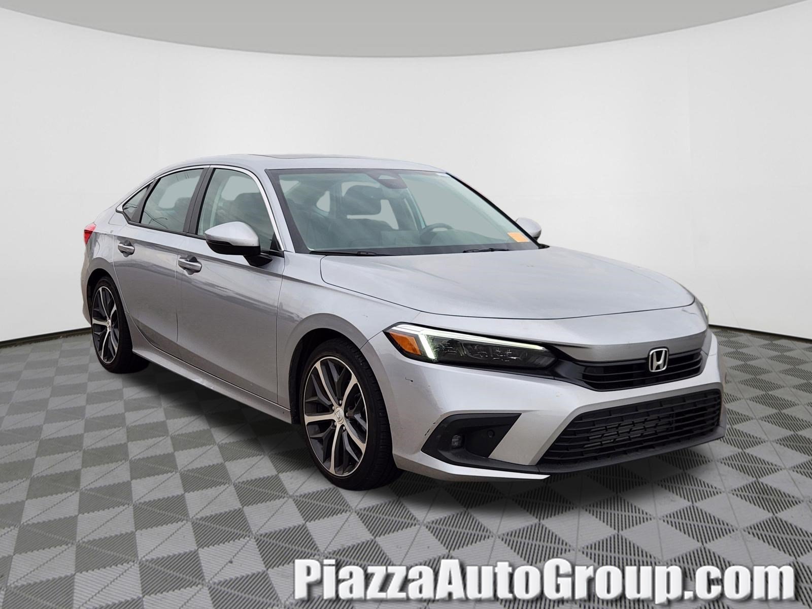 Certified 2024 Honda Civic Touring image 1