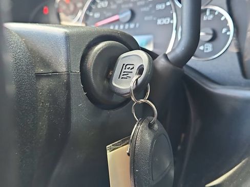 Used 2021 Chevrolet Express 2500 w/ Driver Convenience Package RWD image 24