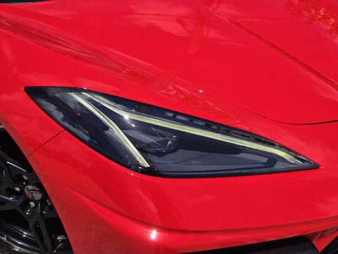 Used 2021 Chevrolet Corvette Stingray Premium Conv w/ 3LT RWD image 10